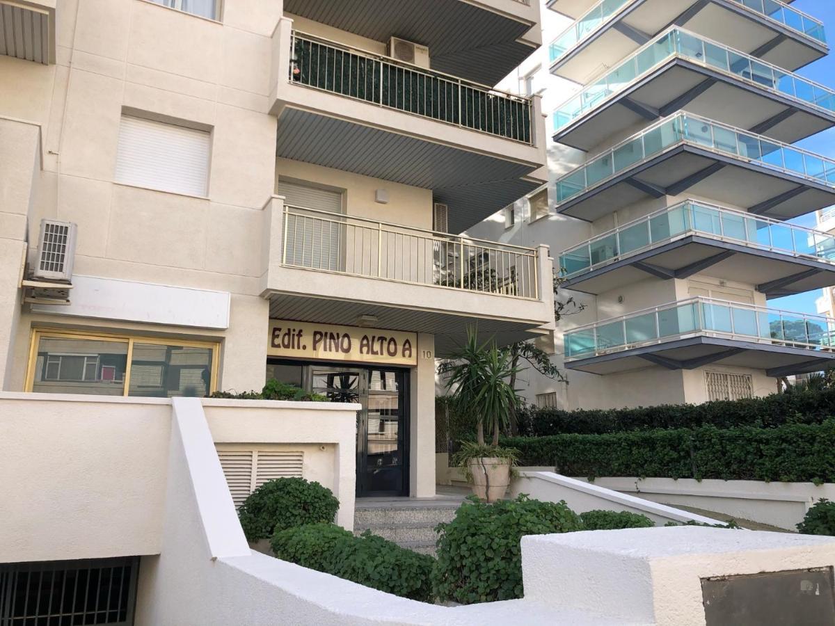Apartamento Familiar Leomar 萨洛 外观 照片