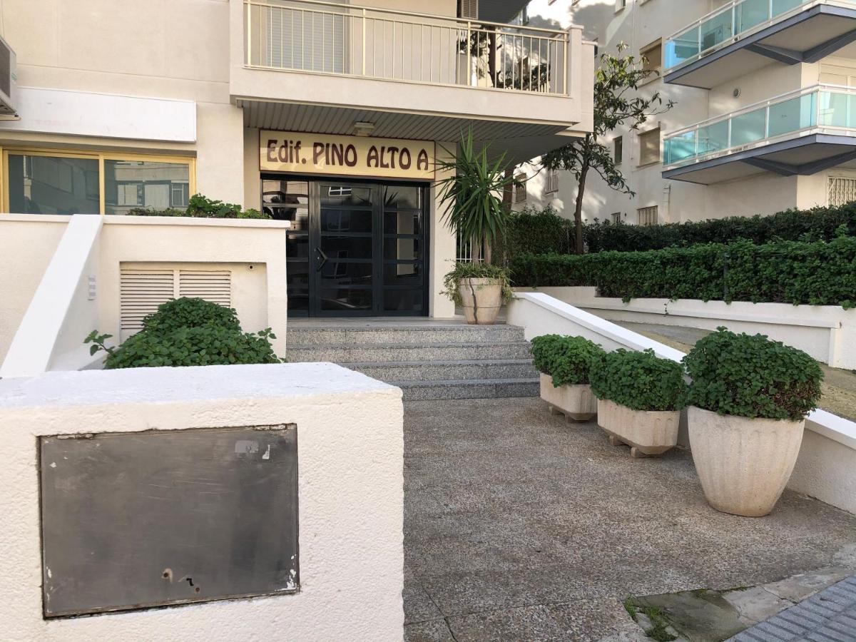 Apartamento Familiar Leomar 萨洛 外观 照片